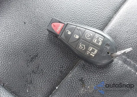 2016 Chrysler Town & Country Touring from USA, damaged, VIN 2C4RC1BG9GR175331